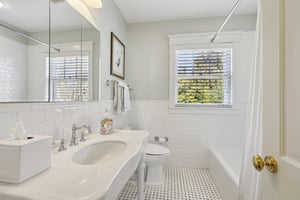 Crest Rd-S1003-069.jpg