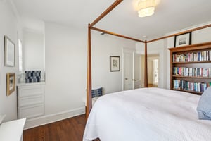 Crest Rd-S1003-072.jpg