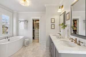 Crest Rd-S1003-082.jpg