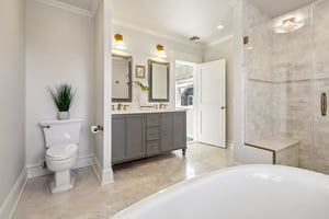 Crest Rd-S1003-086.jpg