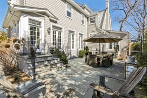 Crest Rd-S1003-108.jpg