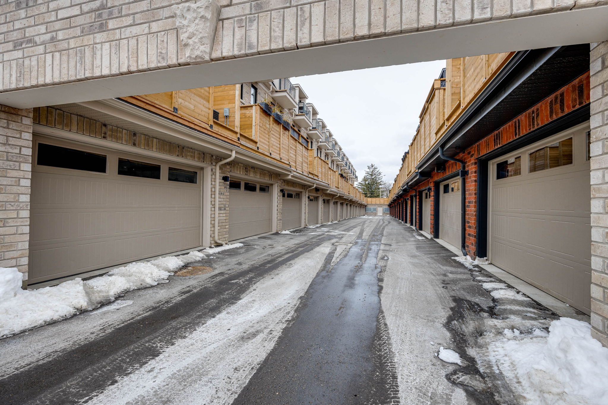 Toronto property showcase — delivered property photograph 45