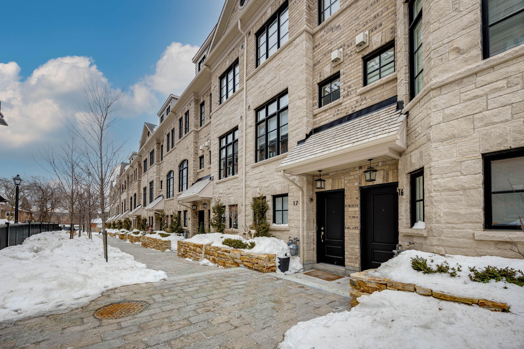 Toronto property showcase — delivered property photograph 4