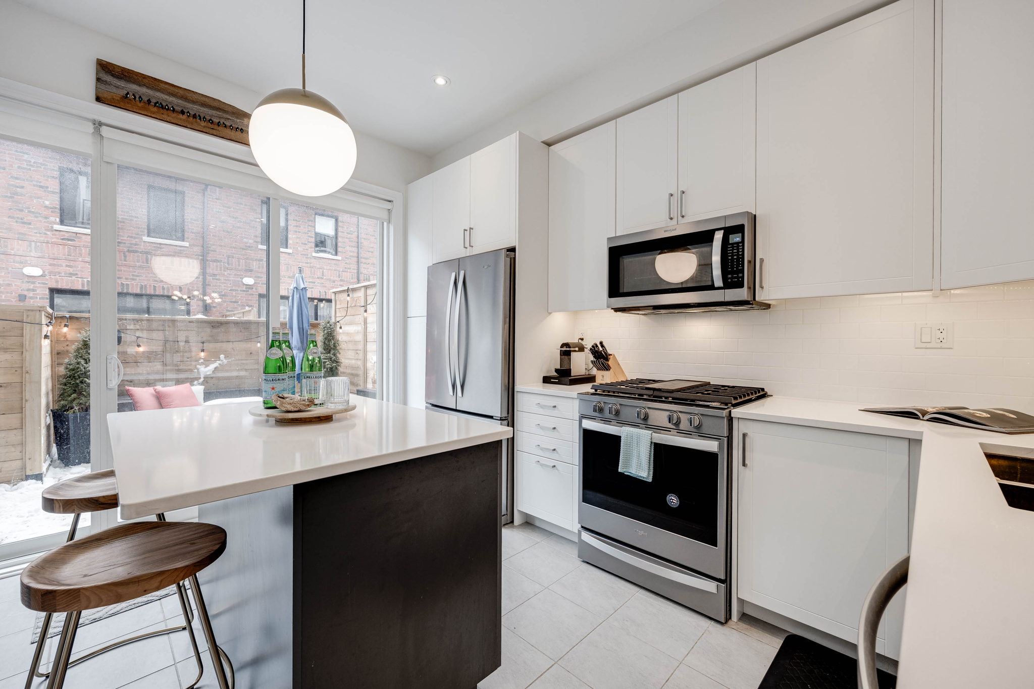Toronto property showcase — delivered property photograph 11