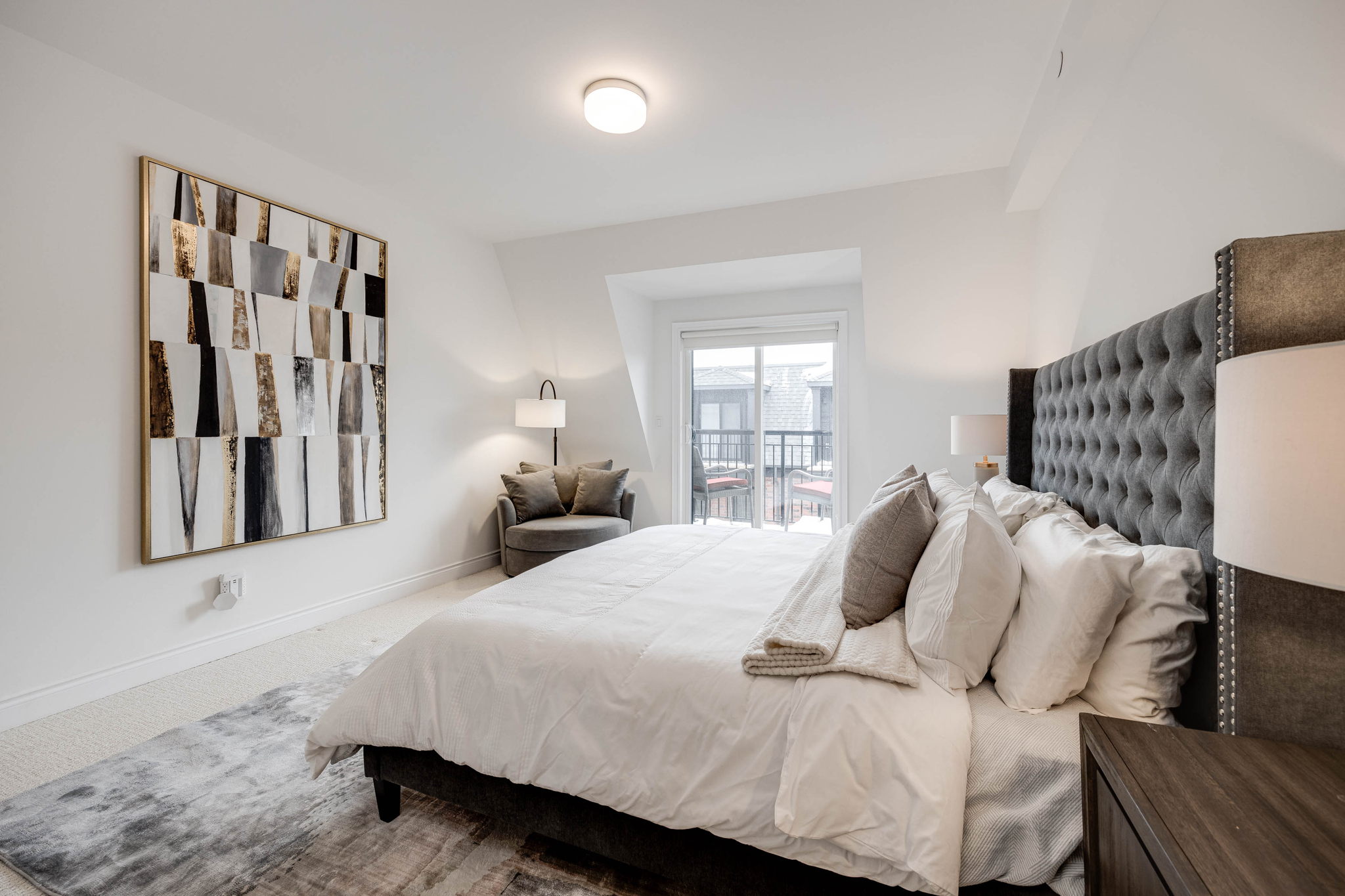 Toronto property showcase — delivered property photograph 30