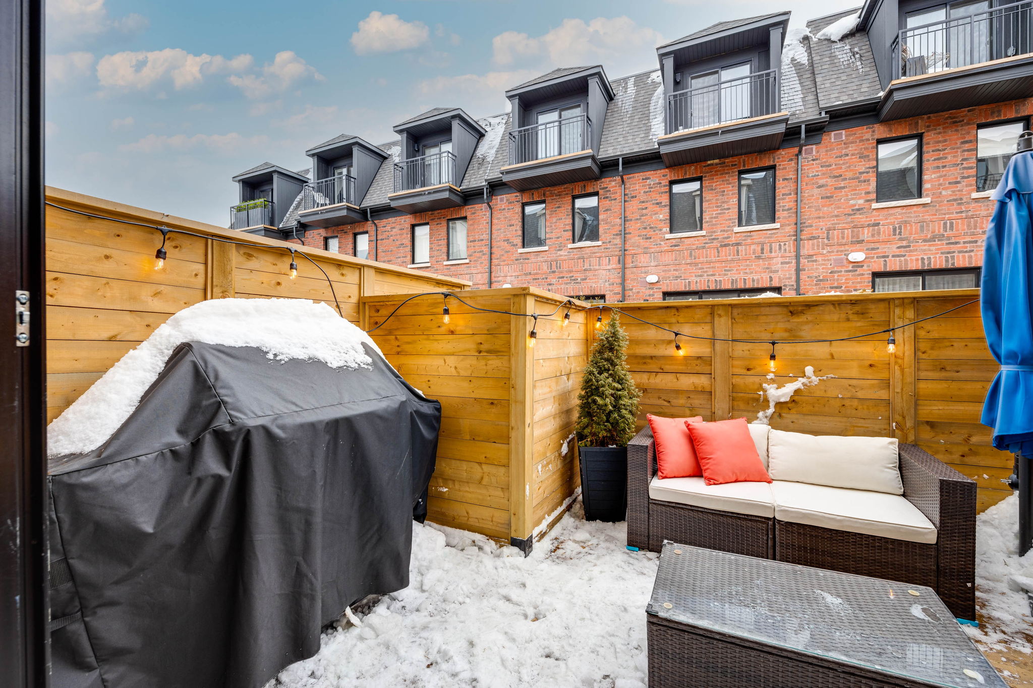 Toronto property showcase — delivered property photograph 43