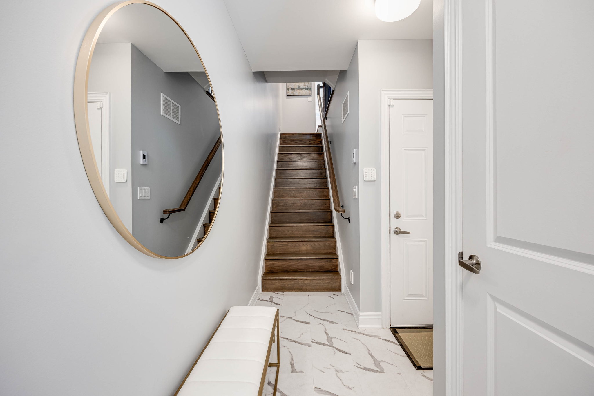 Toronto property showcase — delivered property photograph 40