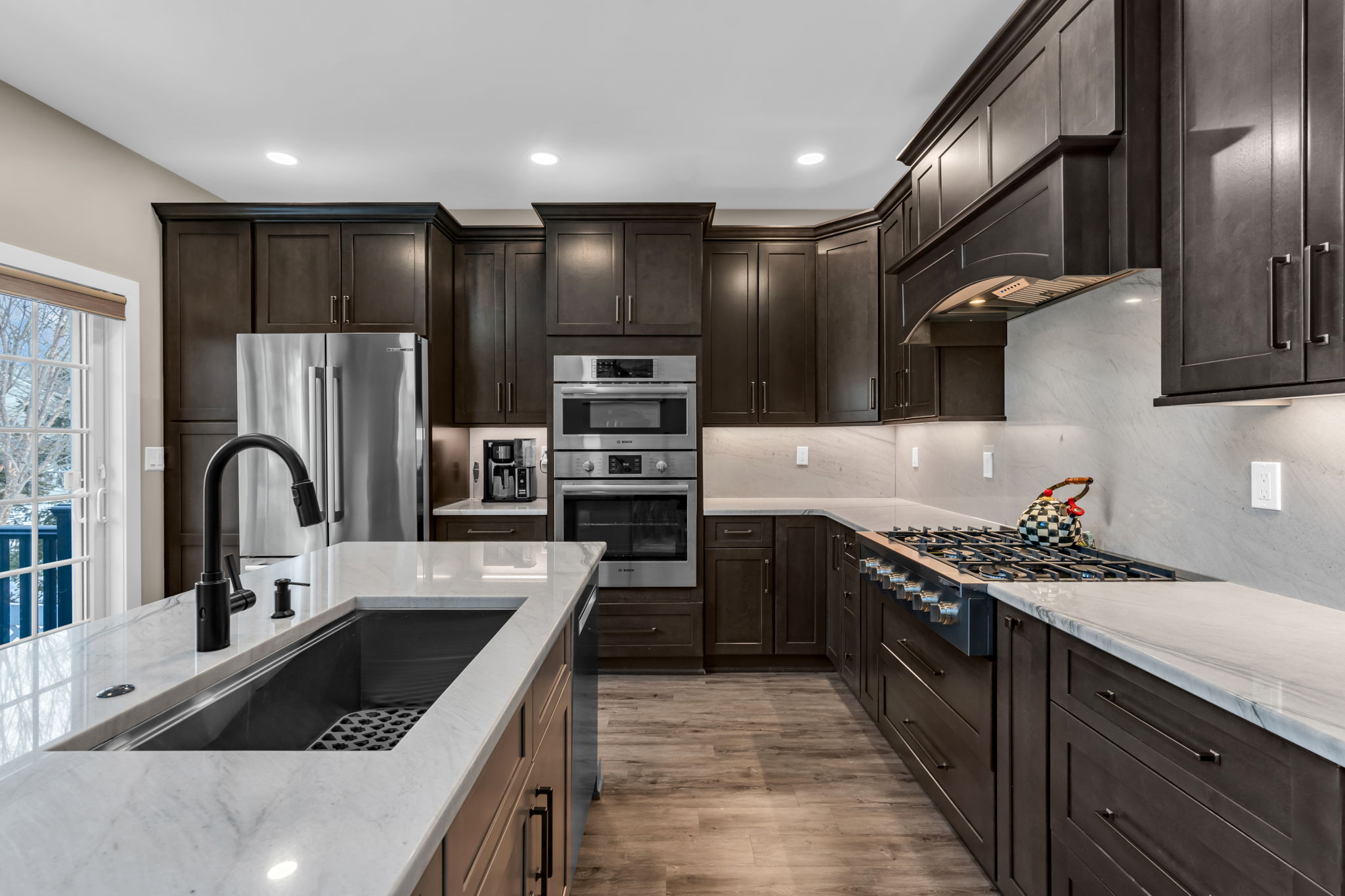 Kitchen With Center Island