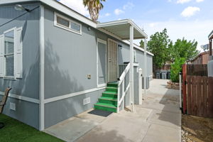 Photo 23