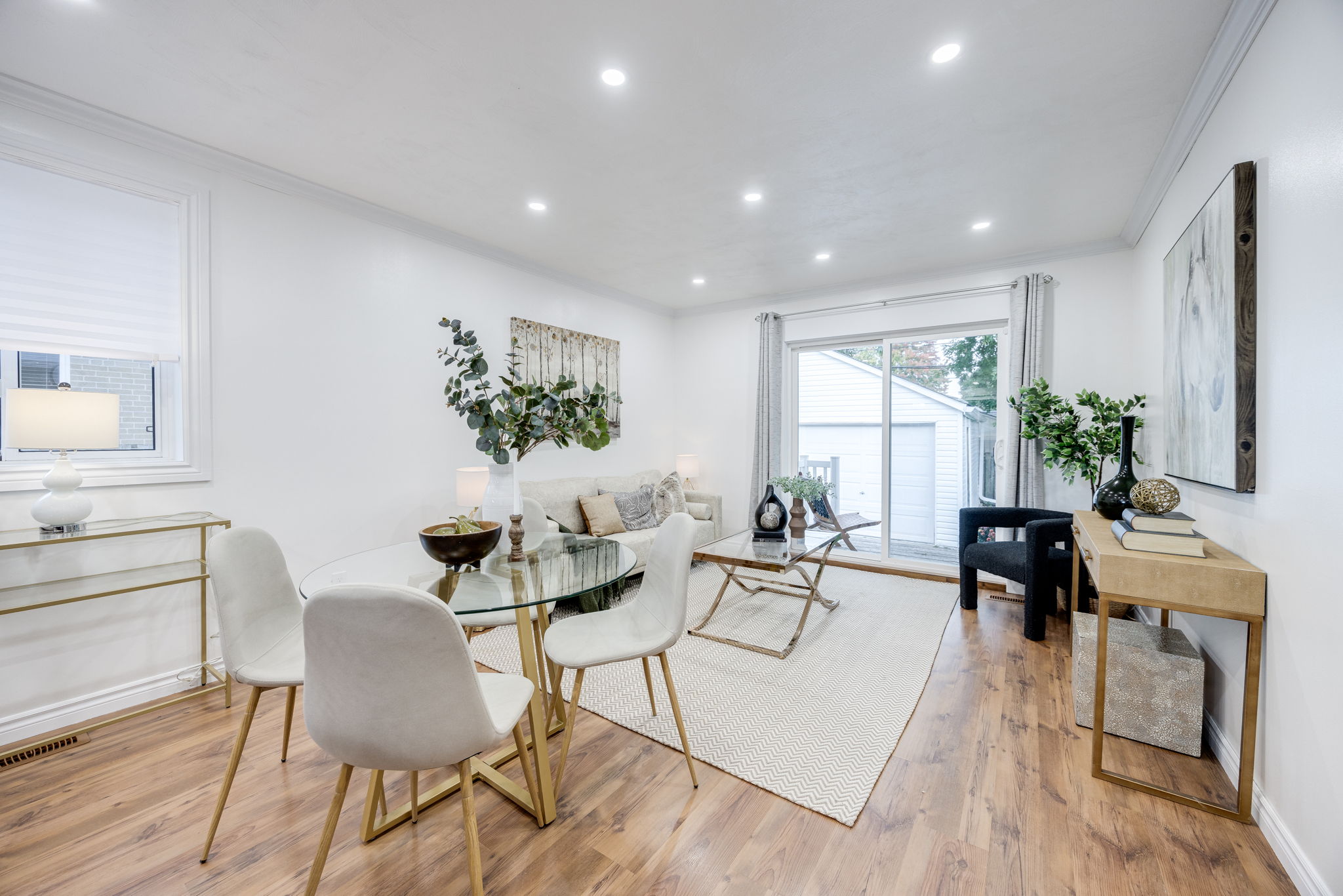 Ajax property showcase — delivered property photograph 18