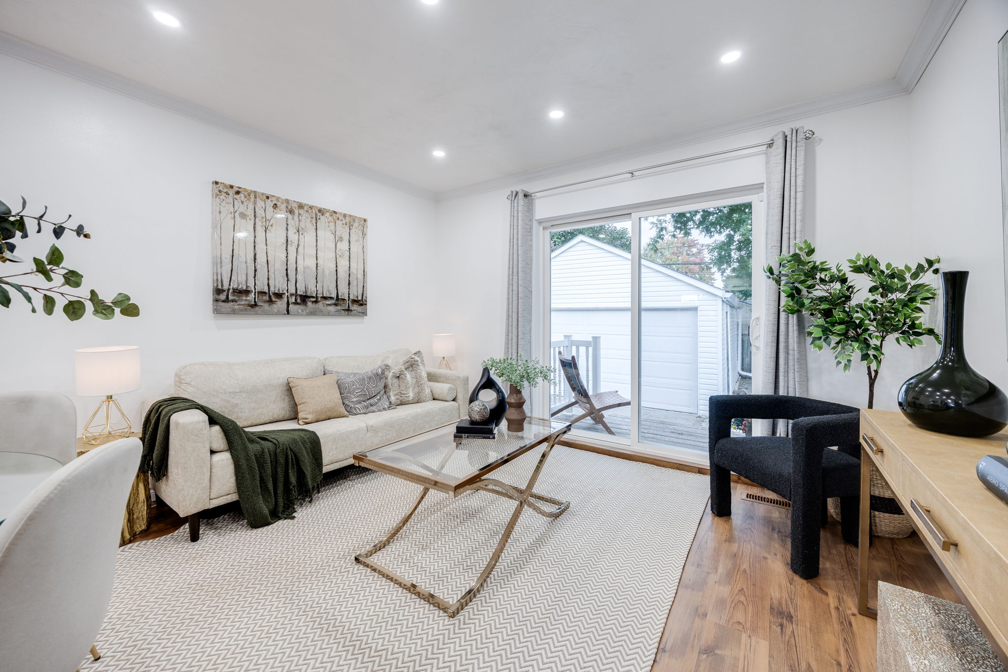 Ajax property showcase — delivered property photograph 19