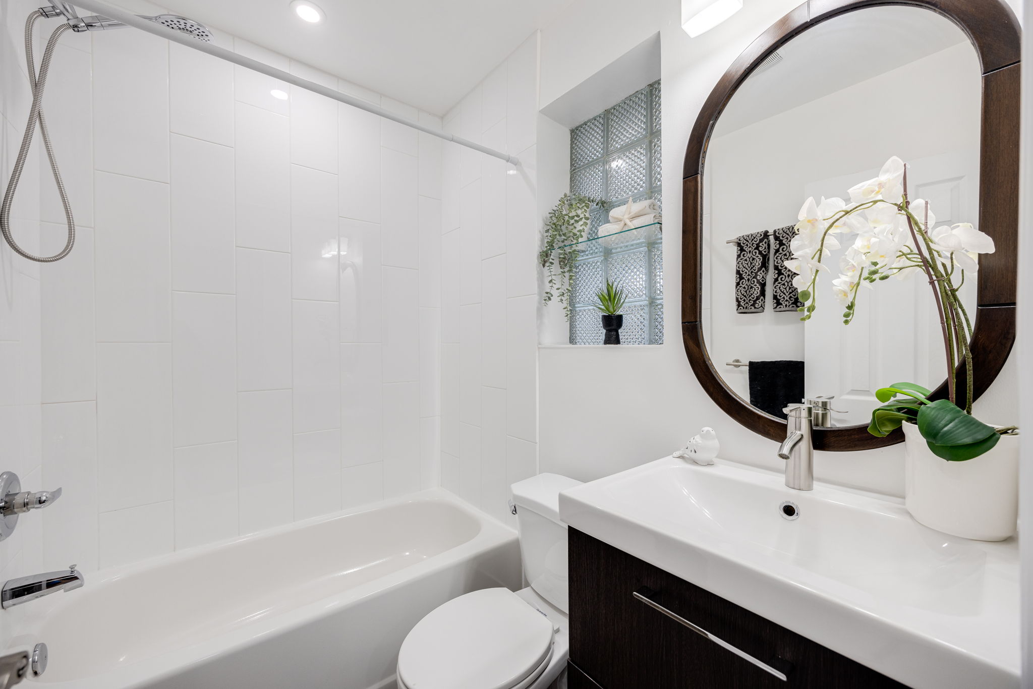 Ajax property showcase — delivered property photograph 31