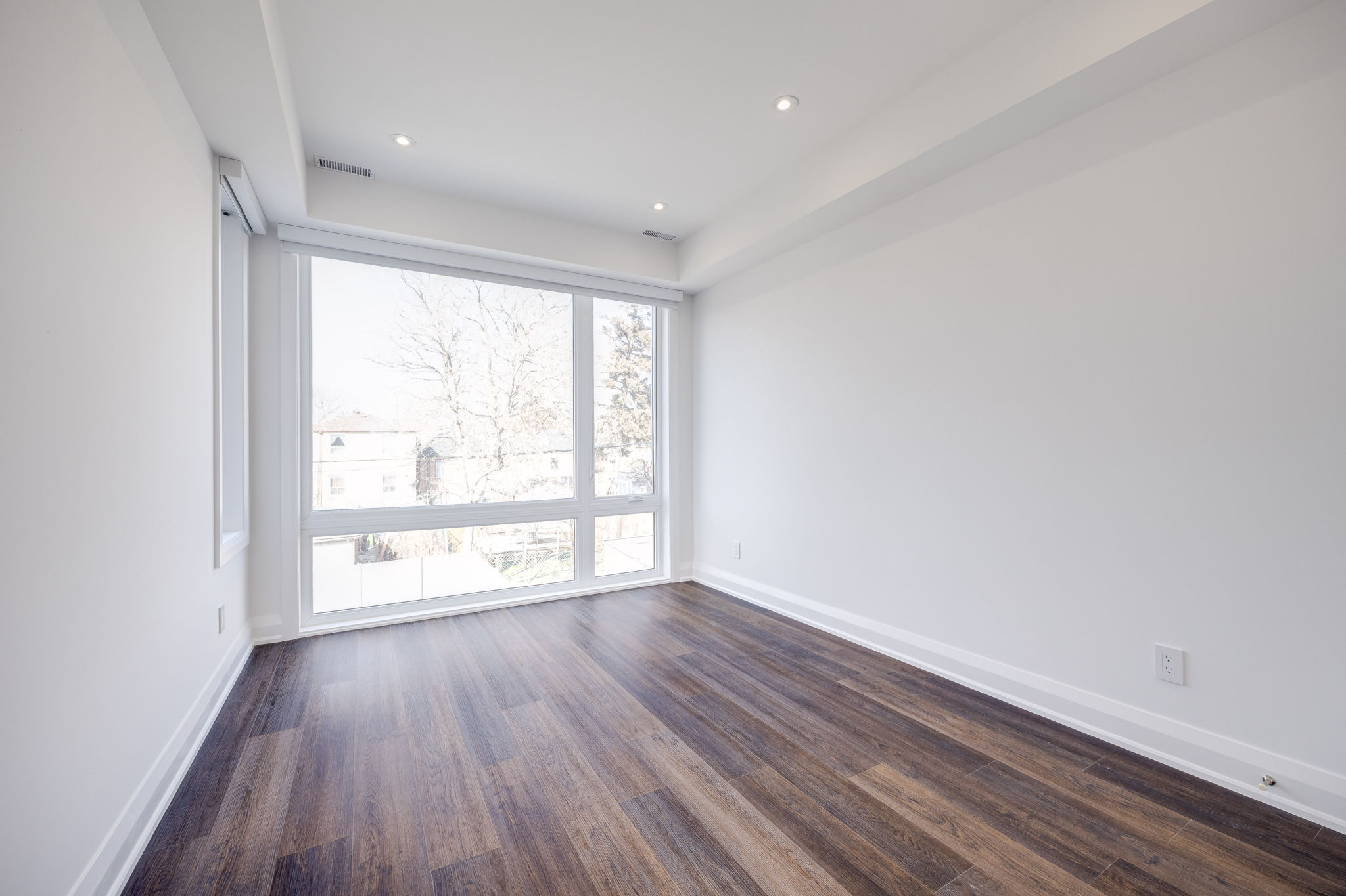 Toronto property showcase — delivered property photograph 21