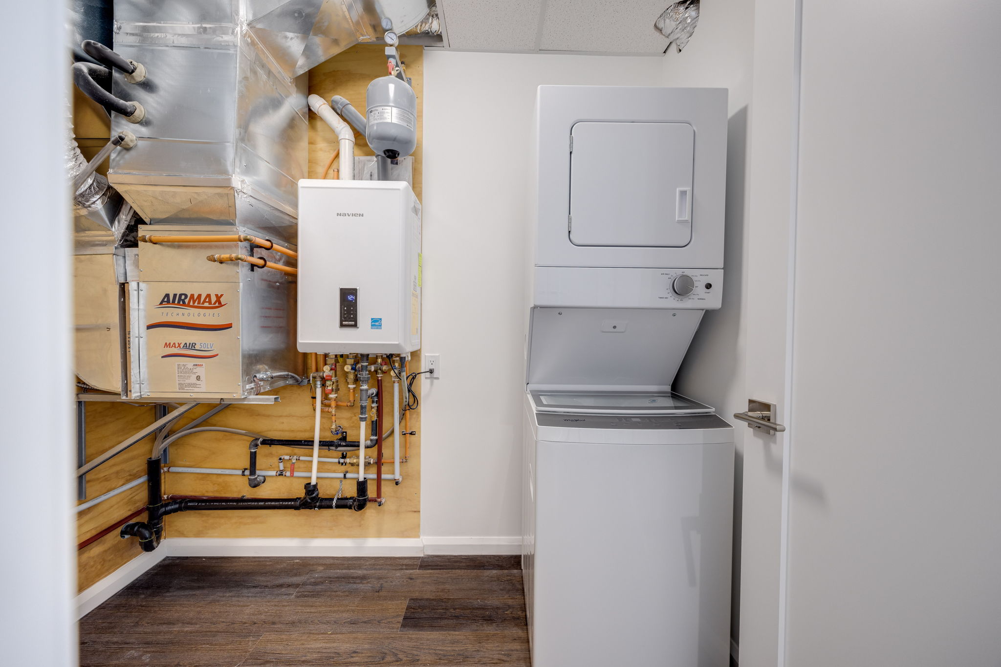 Toronto property showcase — delivered property photograph 18
