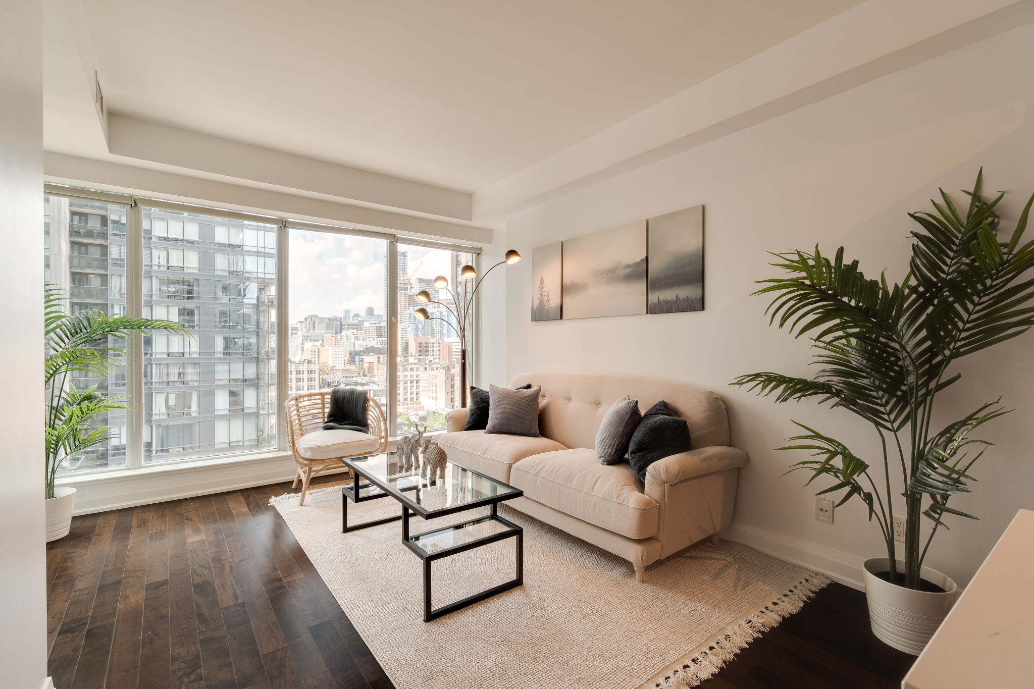 Toronto property showcase — delivered property photograph 11