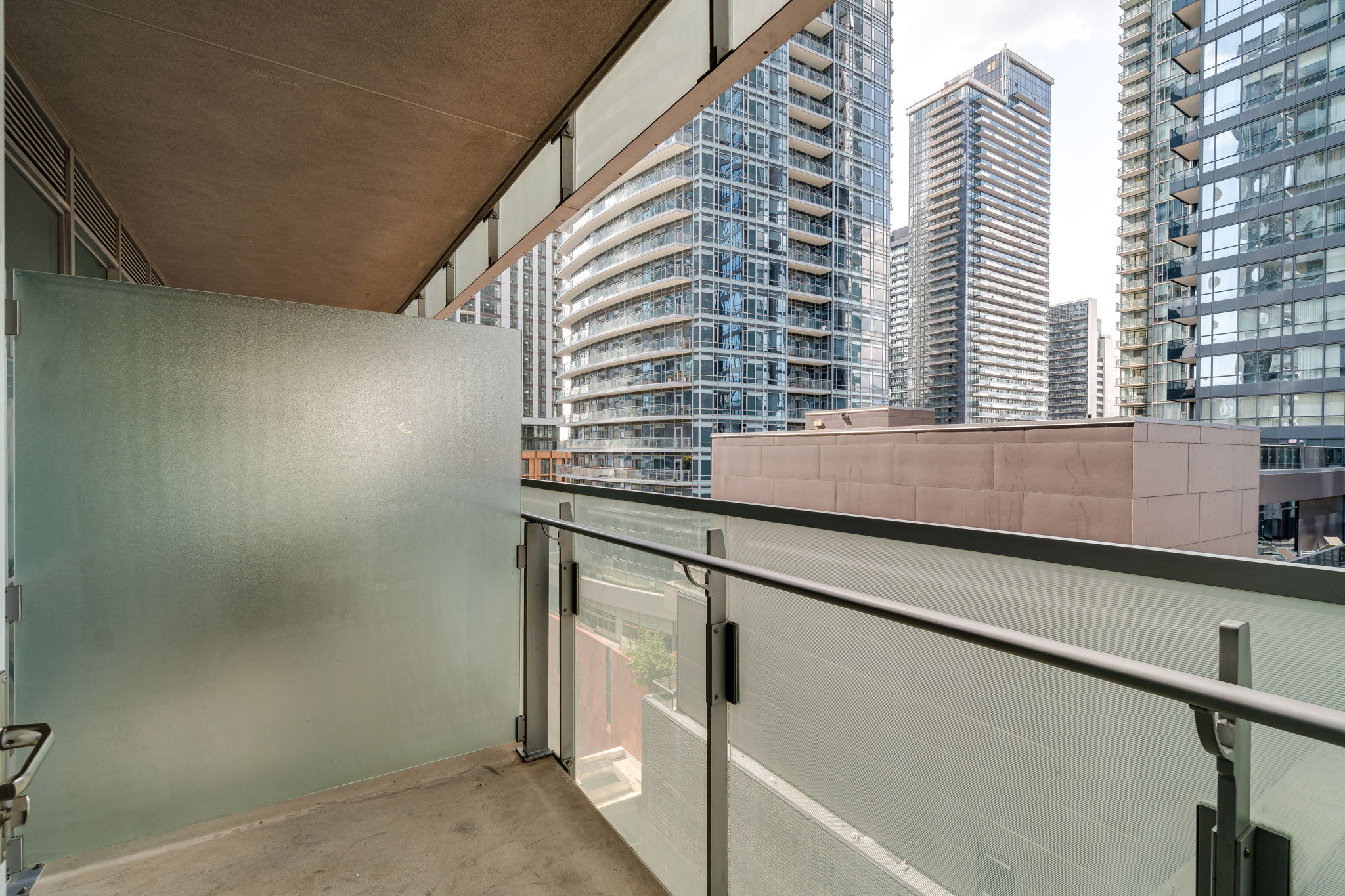 Toronto property showcase — delivered property photograph 25