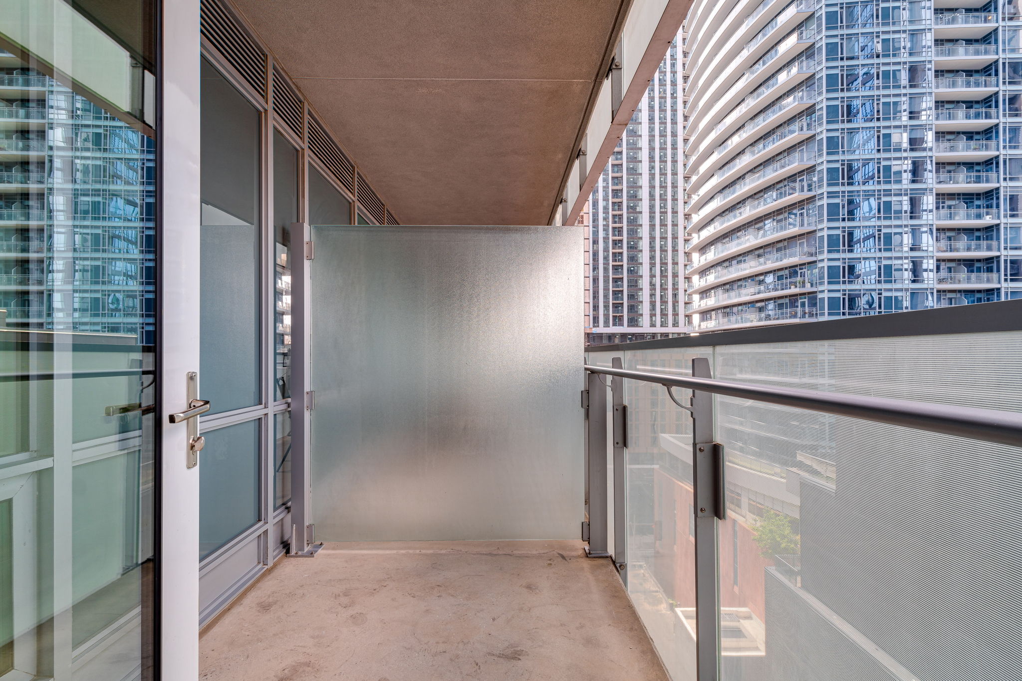 Toronto property showcase — delivered property photograph 24