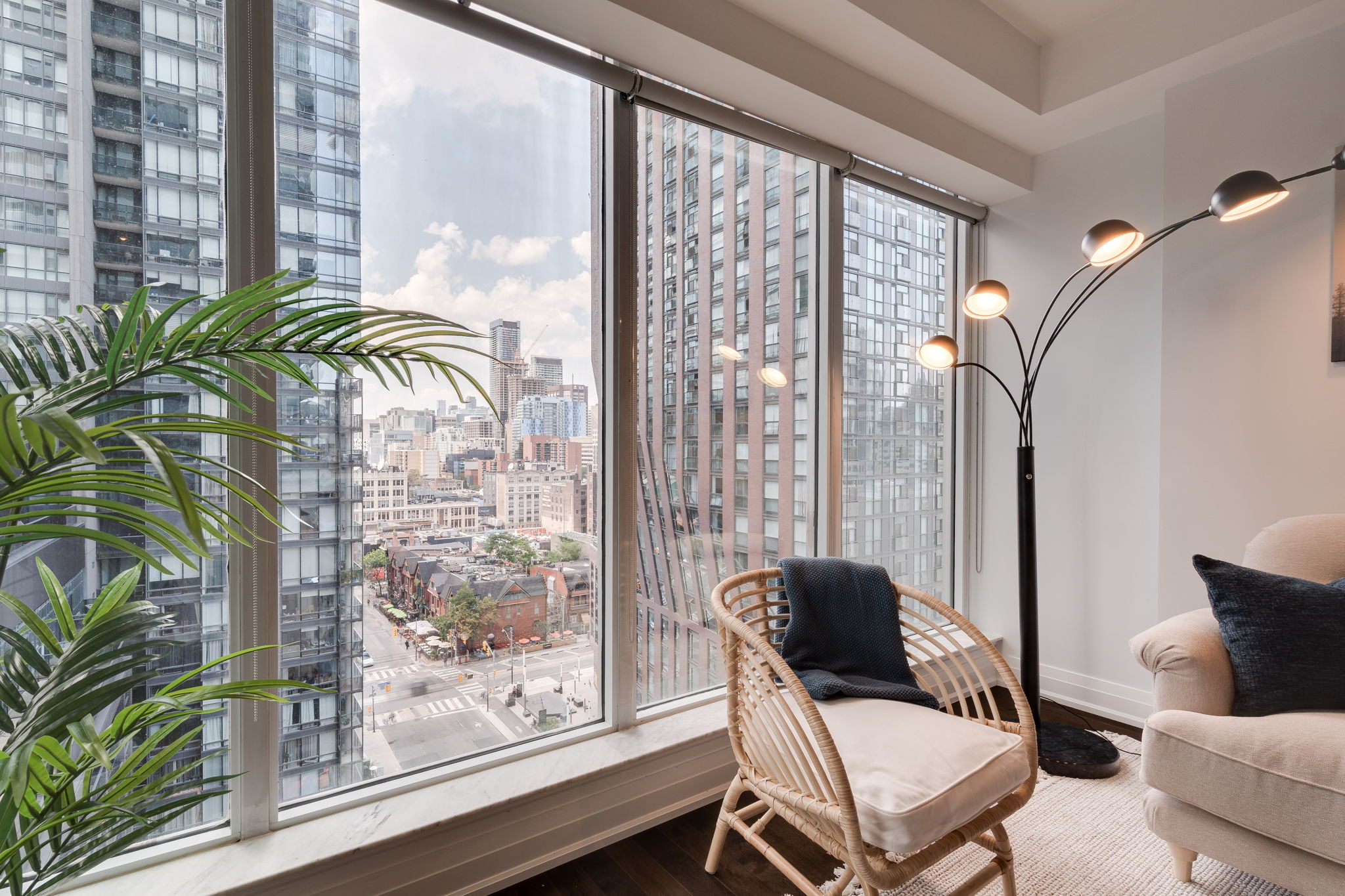 Toronto property showcase — delivered property photograph 23