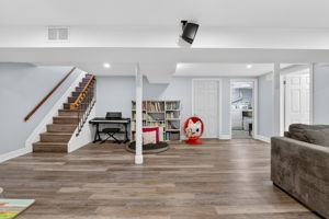  Photo 49
