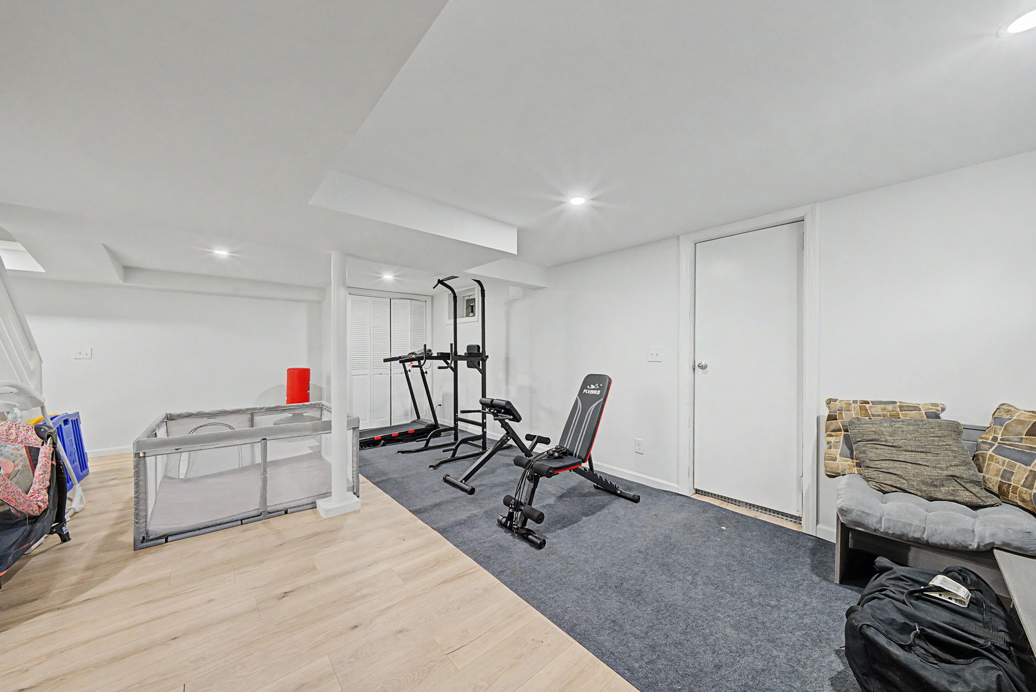  Photo 21