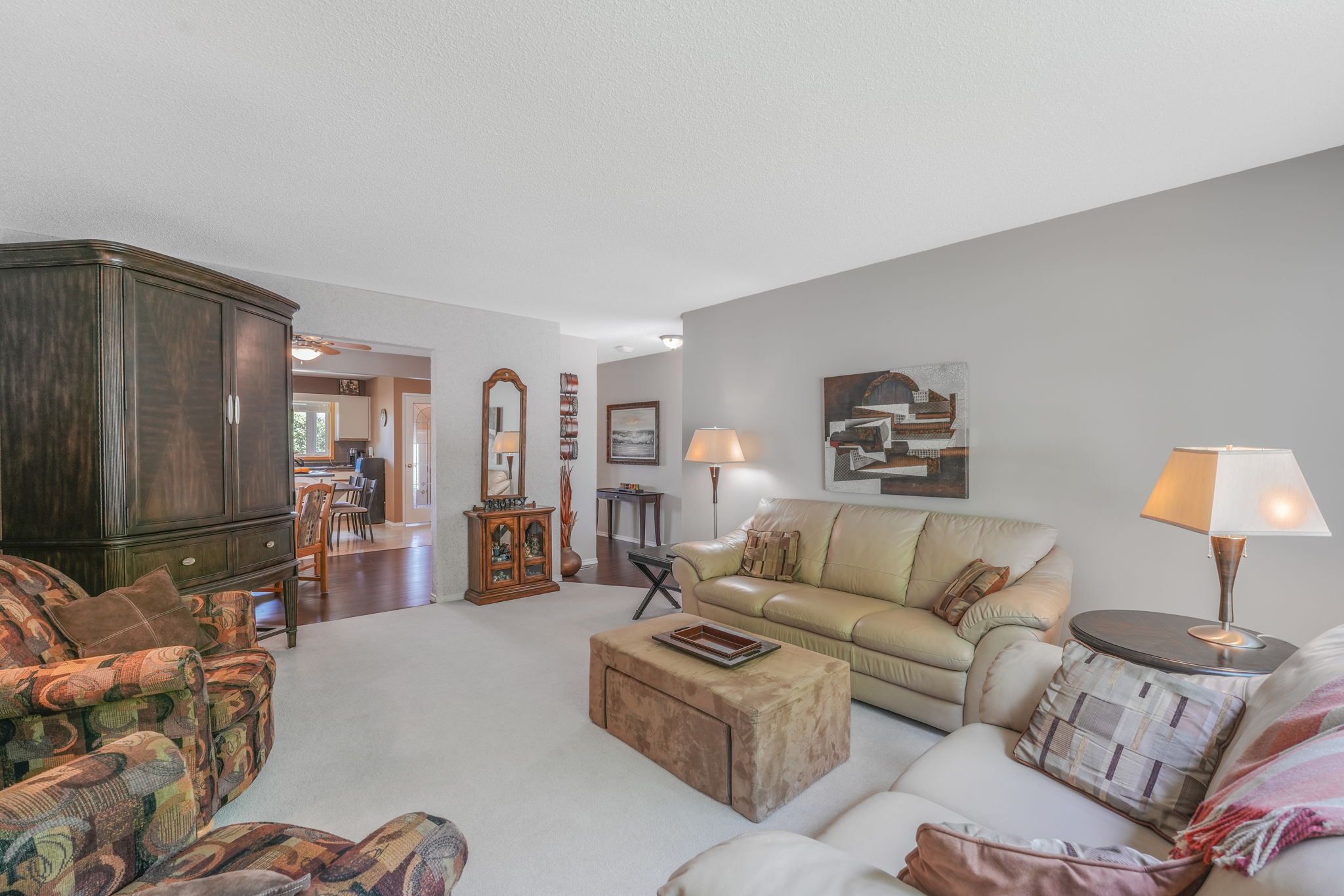 Virtual Xposure - Interior  Image -  (4)