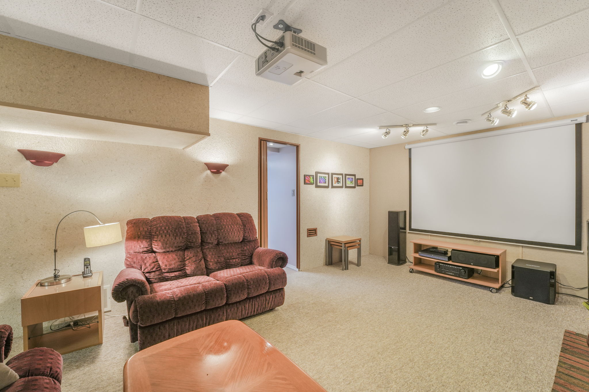 Virtual Xposure - Interior  Image -  (27)