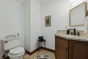  Photo 36