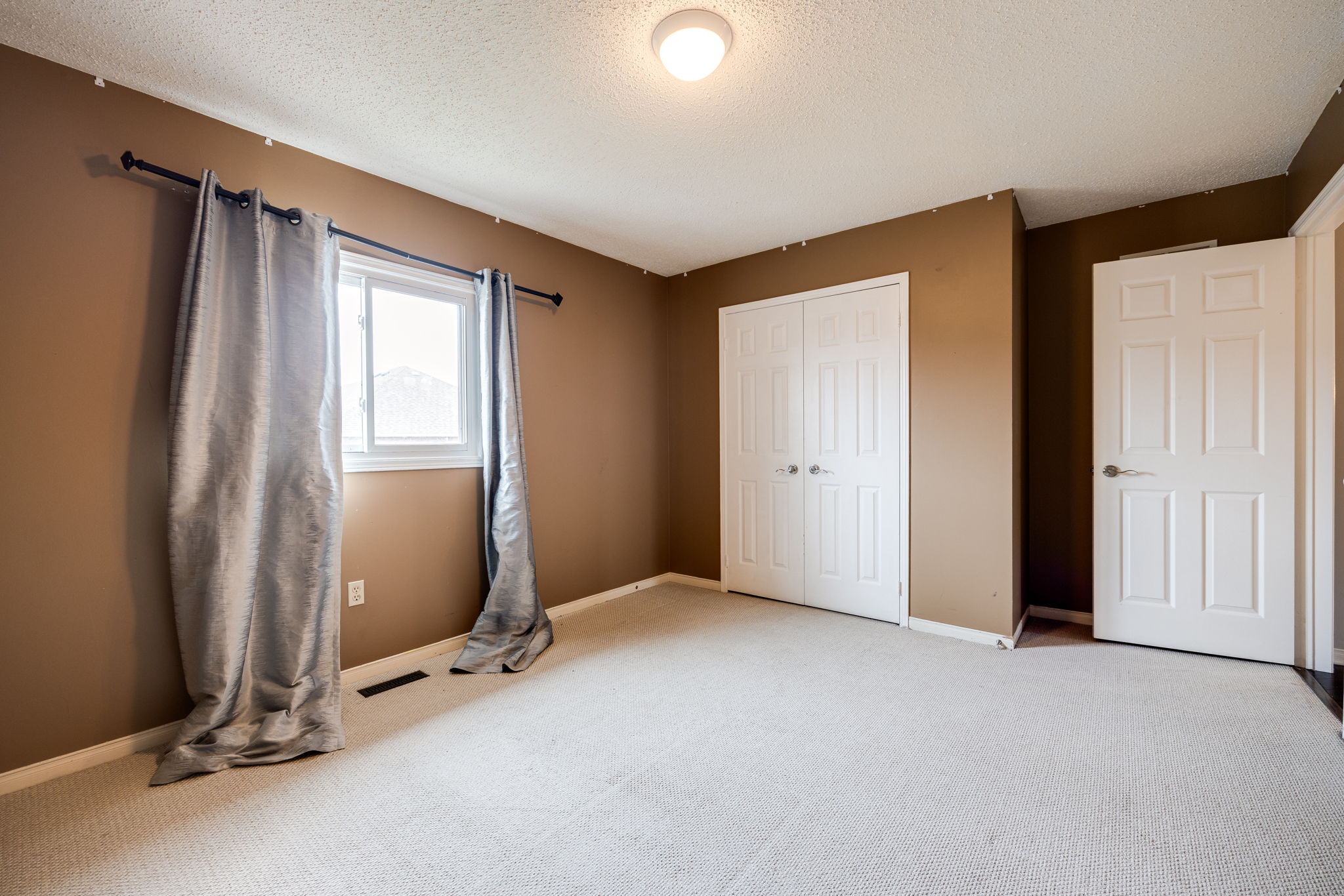 Newmarket property showcase — delivered property photograph 27