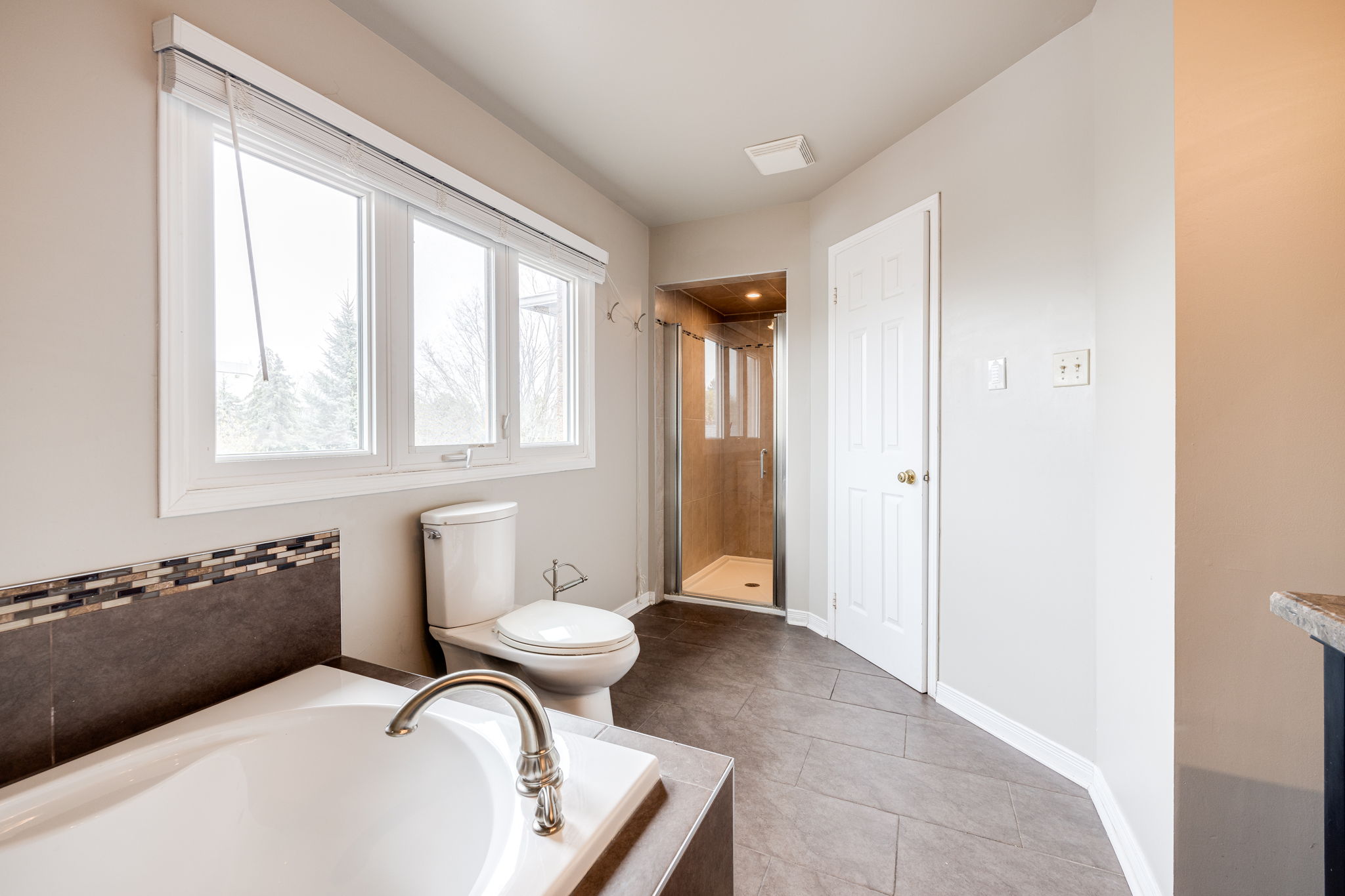 Newmarket property showcase — delivered property photograph 43