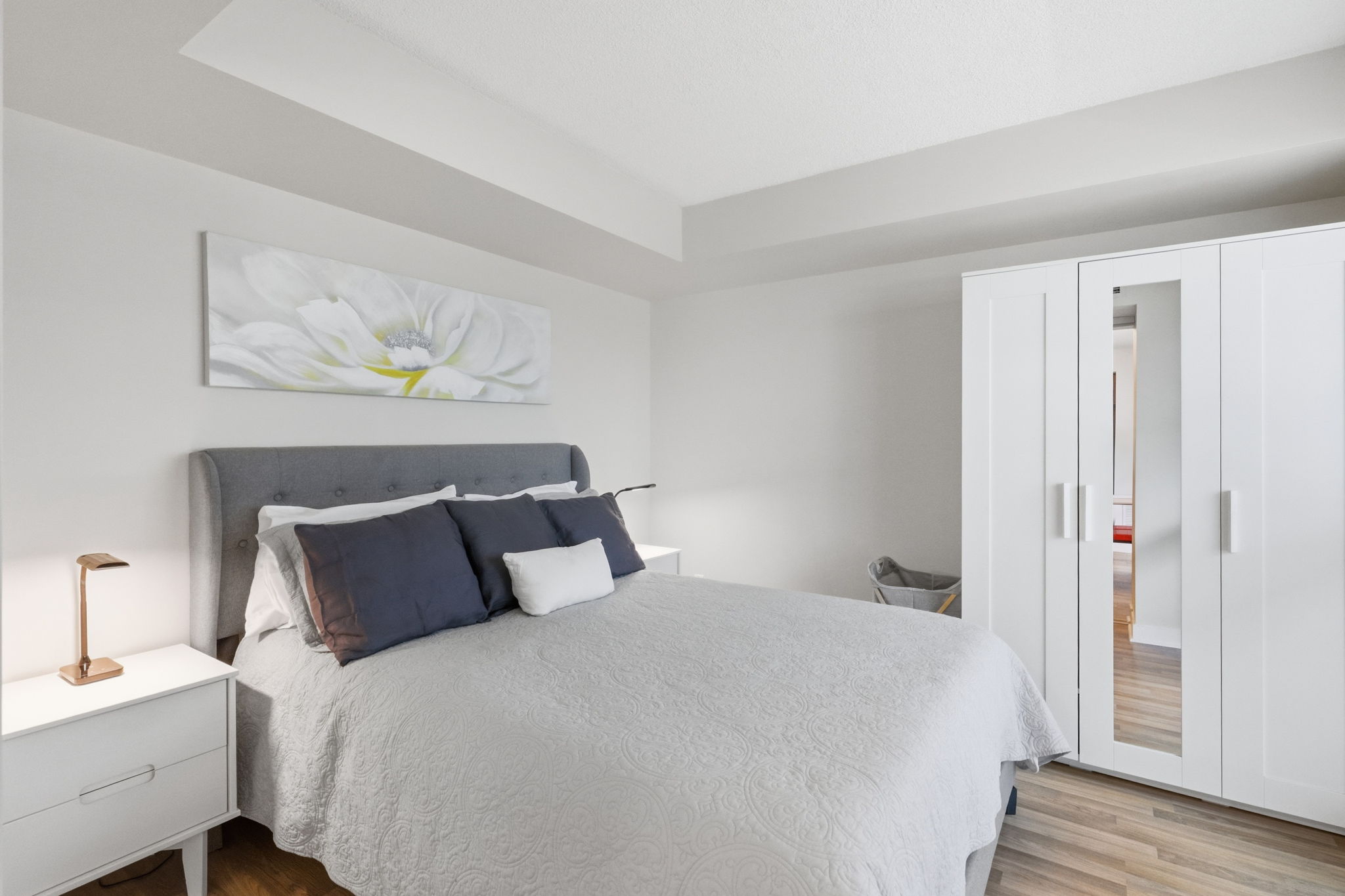 Property in Toronto — delivered property photograph 11