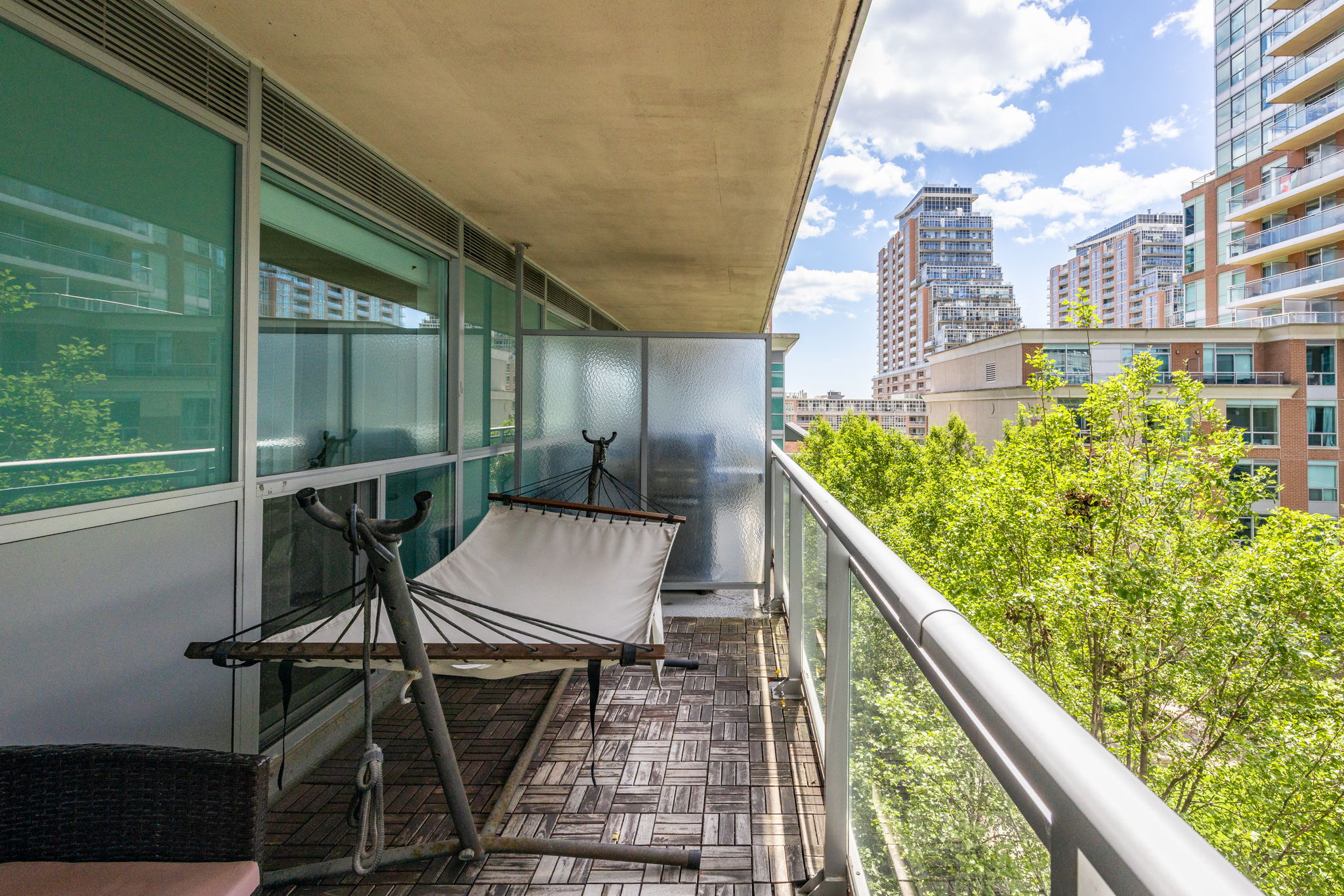 Property in Toronto — delivered property photograph 18