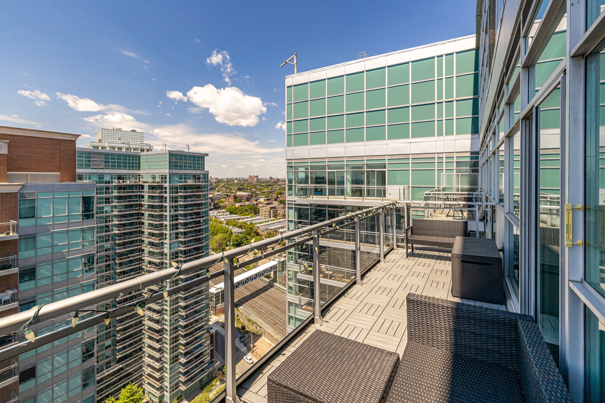 Toronto property showcase — delivered property photograph 41