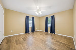 Guest bedroom 1 Large flexible bedroom space for guests, office, or family use