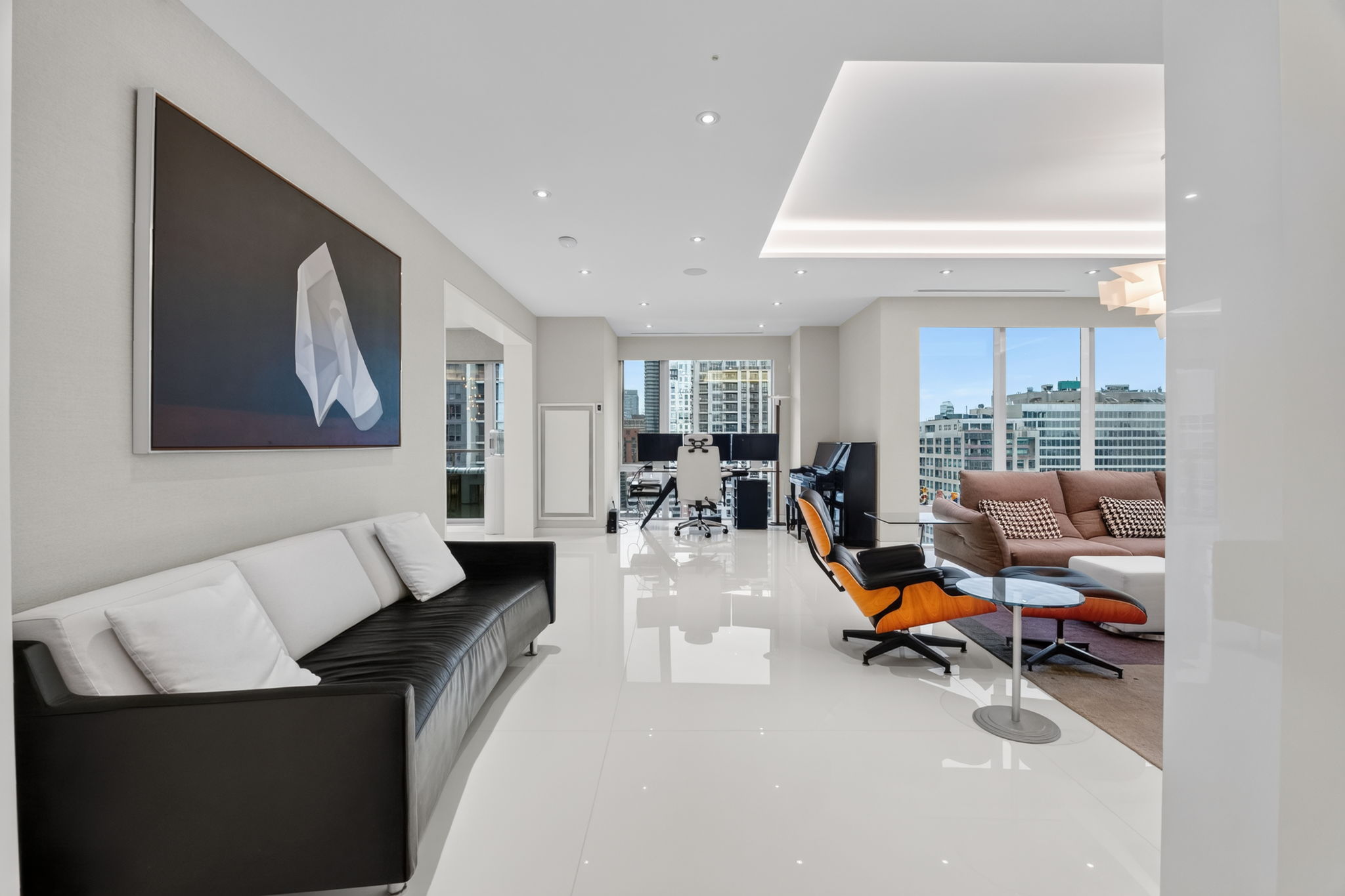 80 Yorkville Ave 1602 Toronto, ON M5R 2C2