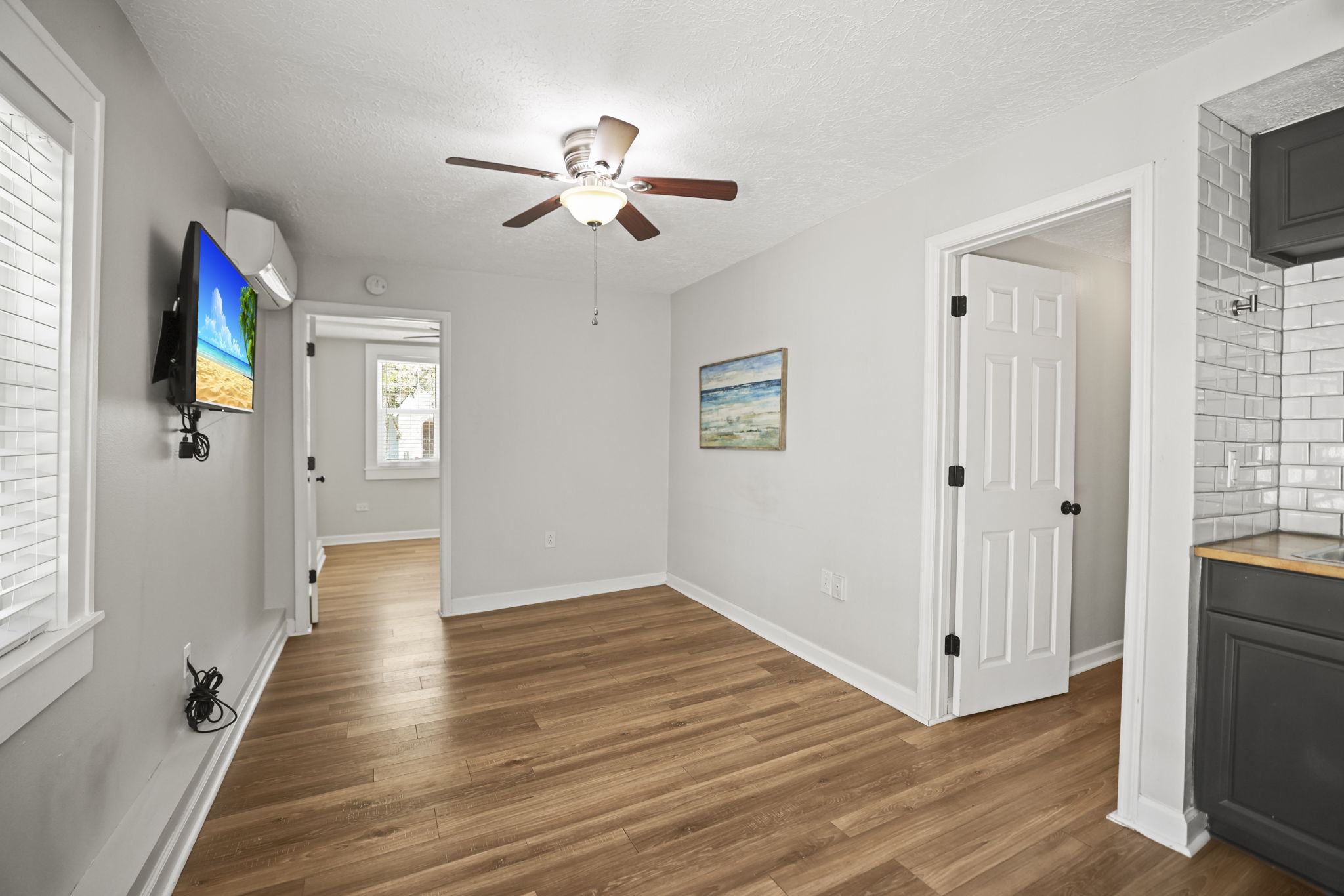 ADU Lower LR - 495A0118 copy