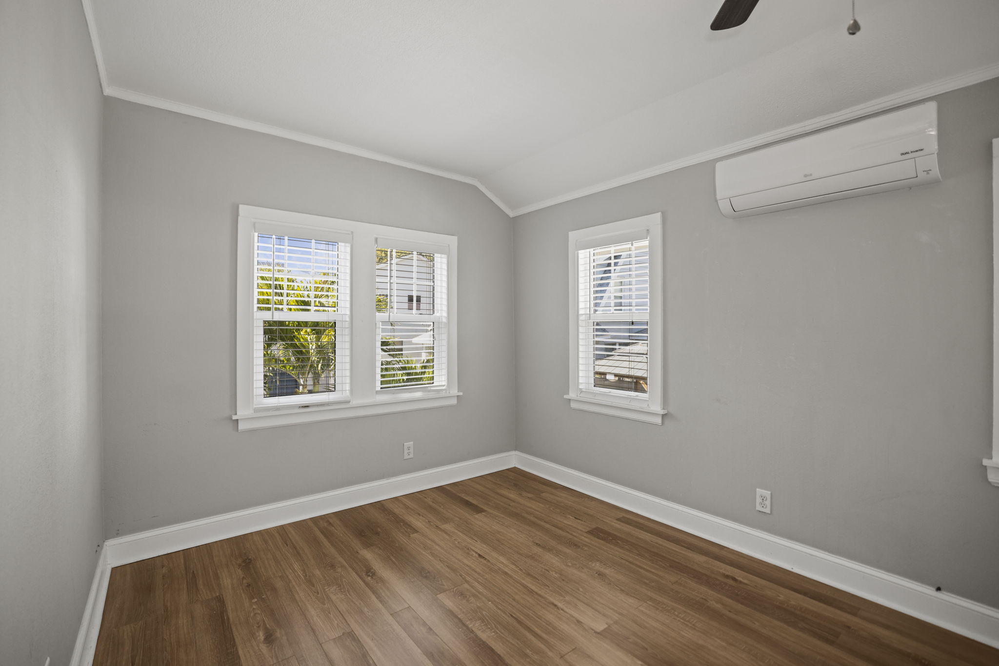 ADU Upper BR - 495A0148