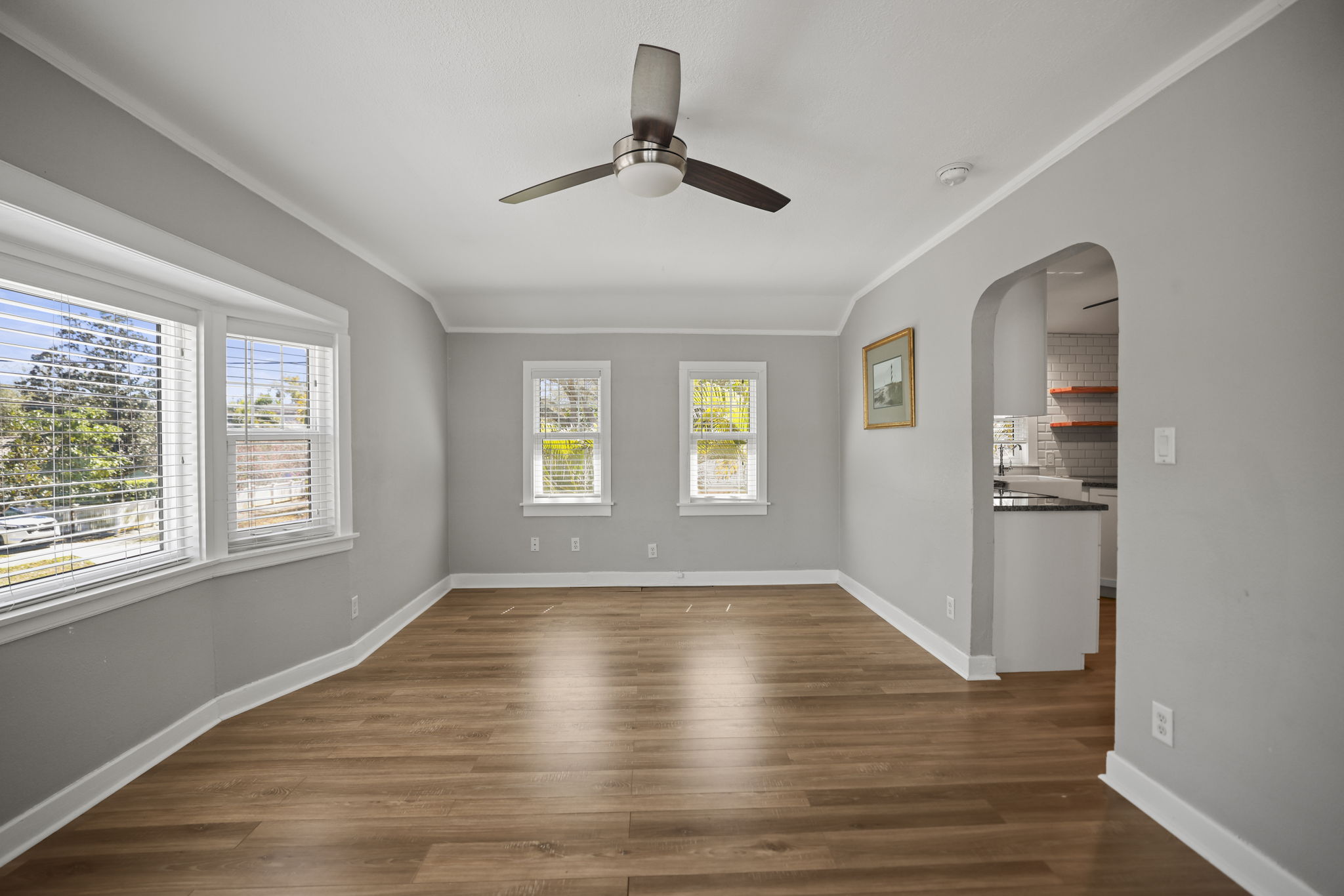 ADU Upper LR - 495A0140