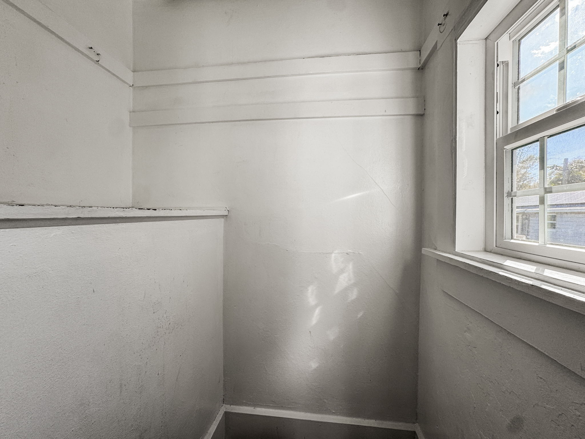 BR2 Closet - IMG_3535