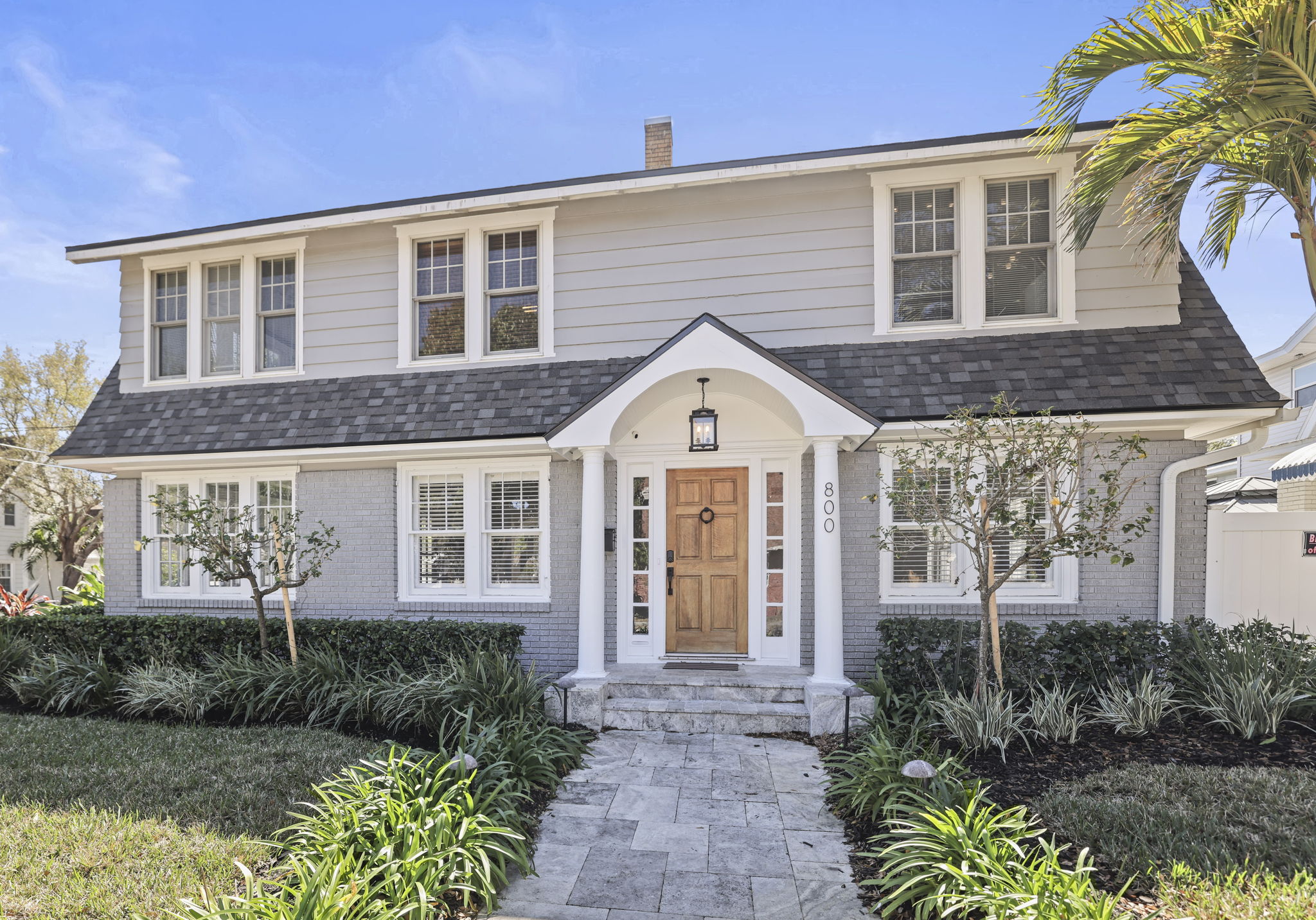 Front - 495A0076 Crop