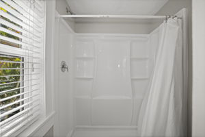 ADU Lower Bathroom - 495A0135 copy