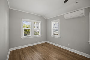 ADU Upper BR - 495A0148