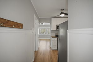 ADU Upper Hallway - 495A0160