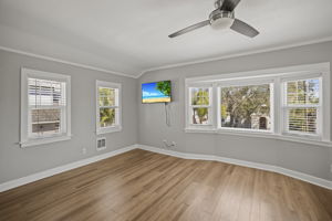 ADU Upper LR - 495A0145