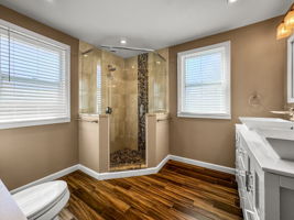 Bathroom 1 - IMG_3528