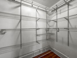 BR1 Closet - IMG_3533