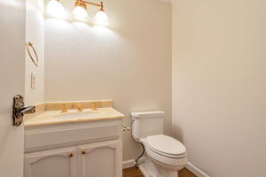  Photo 36