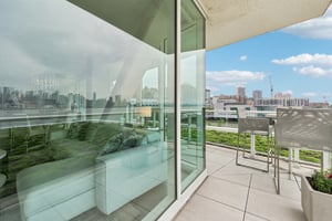 Ave at Port Imperial 305-1405-035.jpg