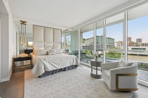 Ave at Port Imperial 305-0406-036.jpg