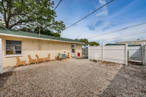 12-Community Laundry Room