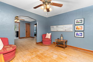  Photo 7